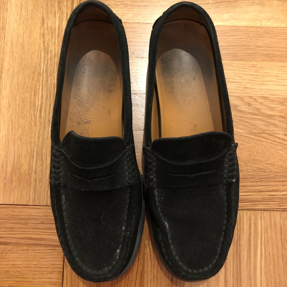 Tod’s Black Suede Loafer size 5